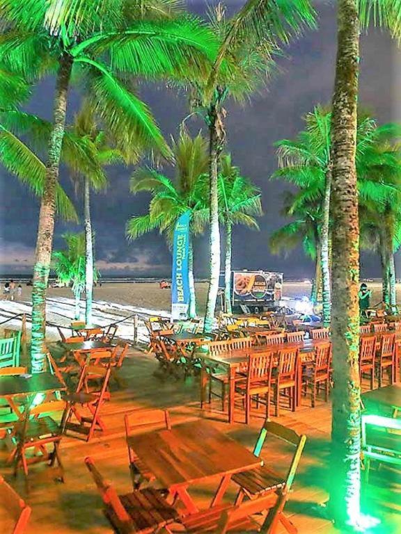 Hospedagem Primeira Quadra Da Praia Прая-Гранді Екстер'єр фото